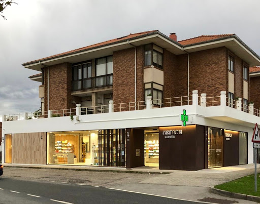 Farmacia Amparan - Rinconeda, Polanco