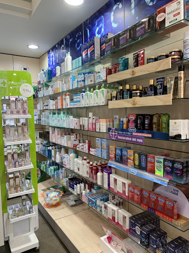 Farmacia Begoña Tomé Landa (Cotolino, Castro-urdiales)