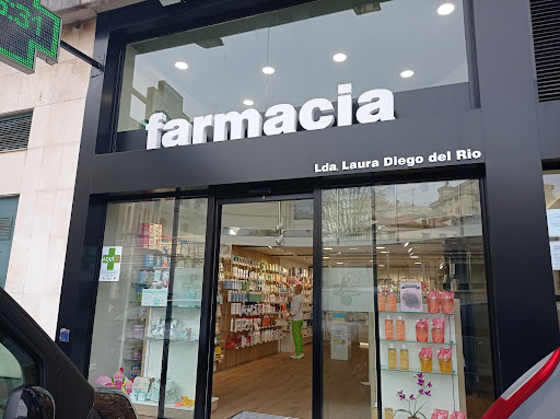 Farmacia Botica del Rio (Lcda. Laura Diego del Río)