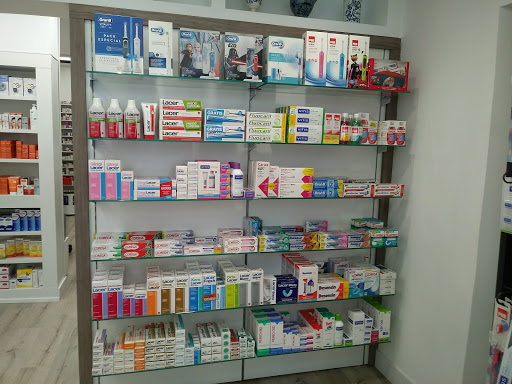 Farmacia Cardenal Cisneros (Ldo.Ulpiano Cano Borrego)