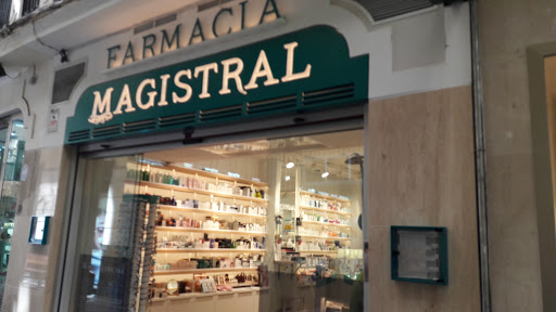 Farmacia Magistral