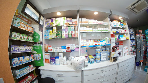 Farmacia Mieses 24