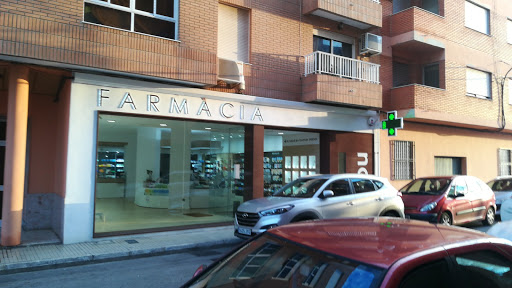 Farmacia Nova. Ldo Ricardo Folgado